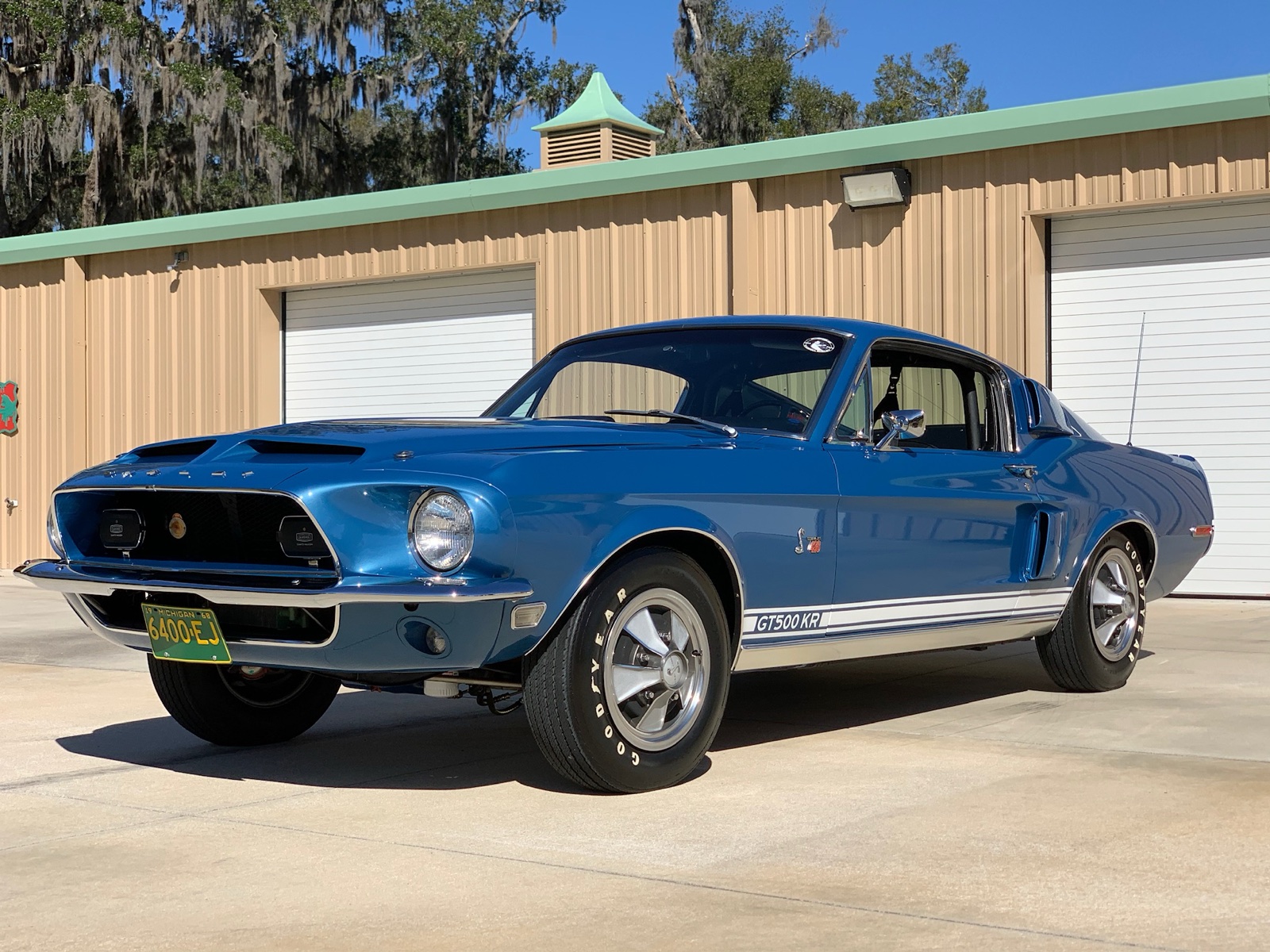 Blue Shelby GT500, front, detailed